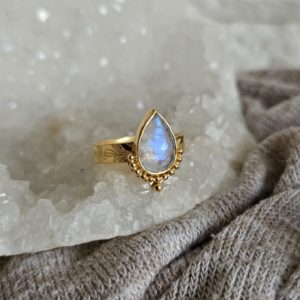 Bague Pierre de lune plaqué or