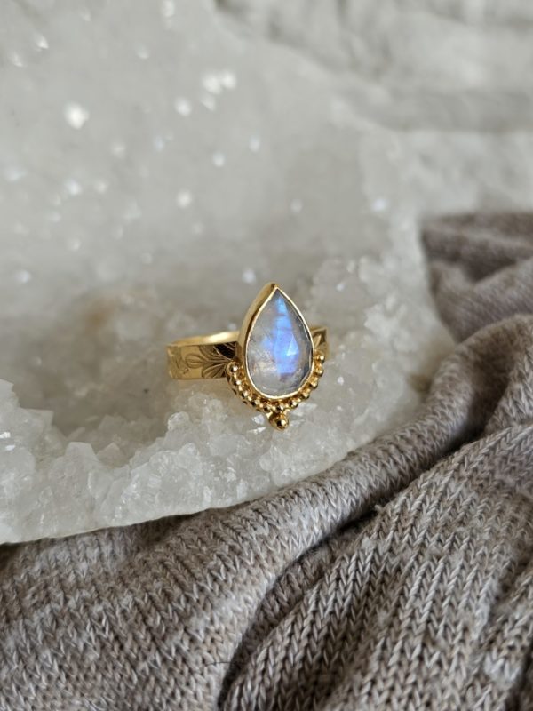 Bague Pierre de lune plaqué or