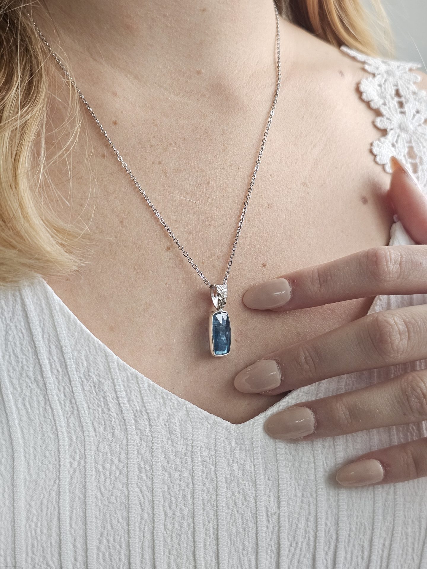 Pendentif Cyanite – Image 8