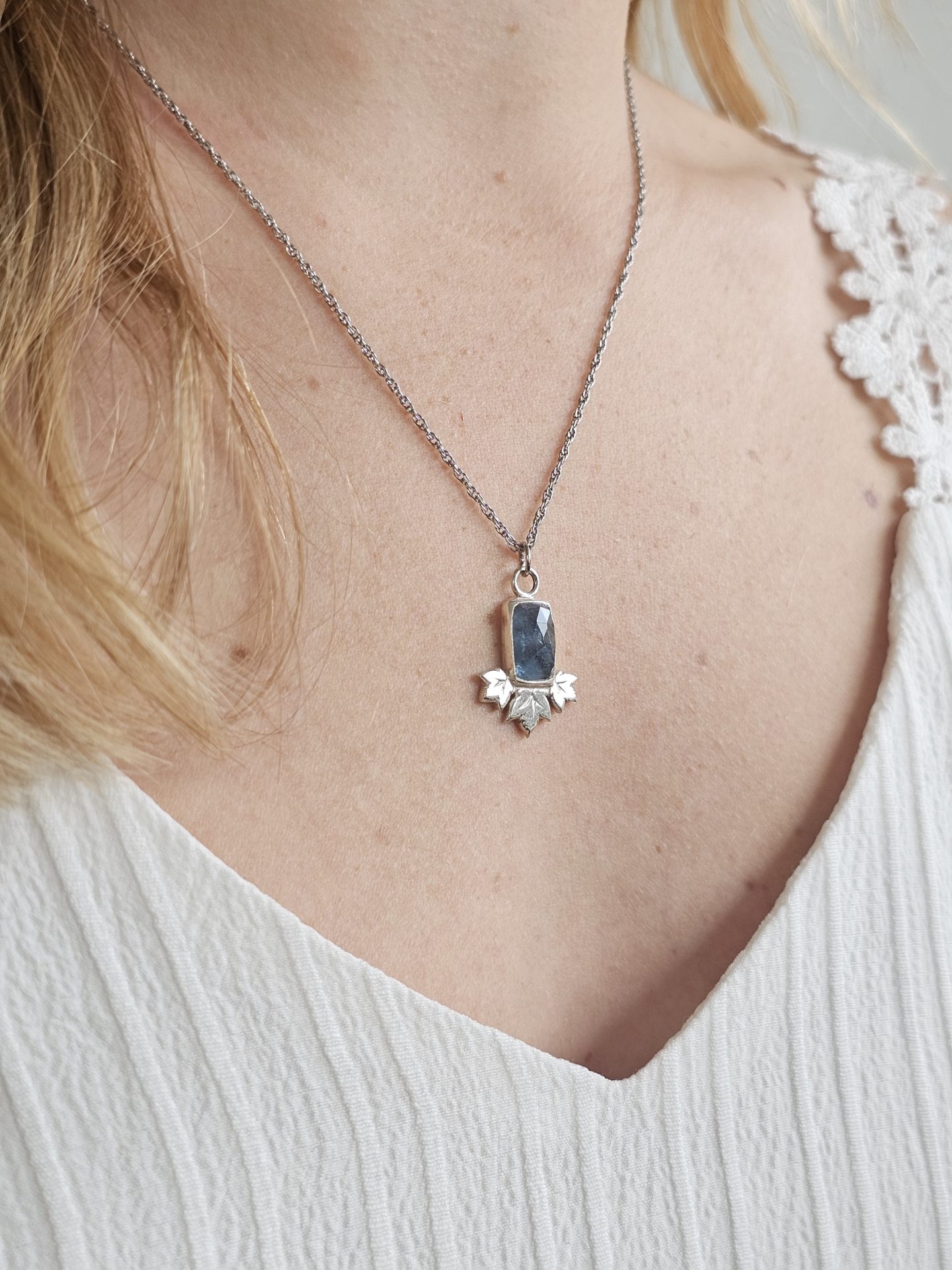 Pendentif Cyanite – Image 3