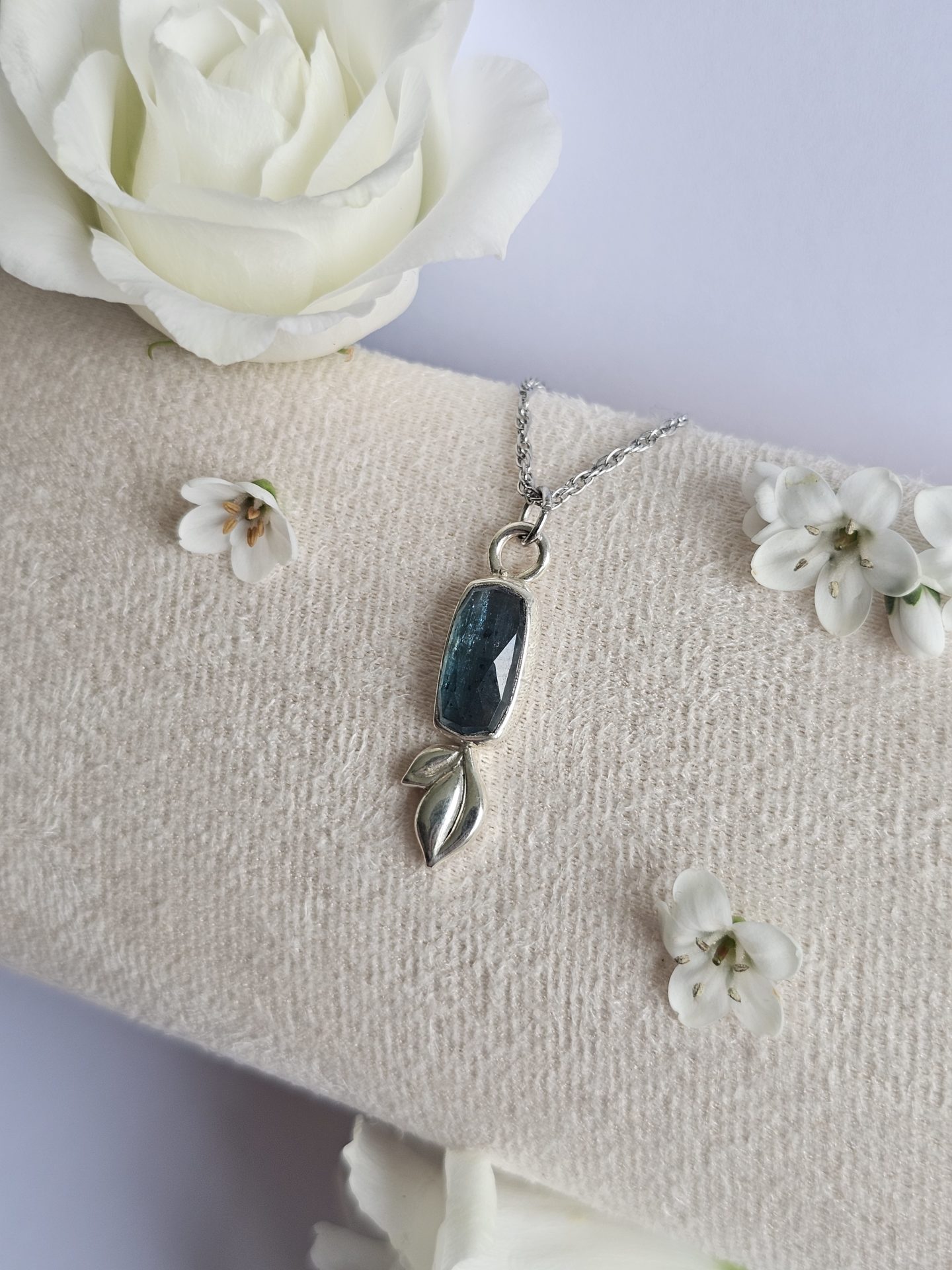 Pendentif Cyanite – Image 9