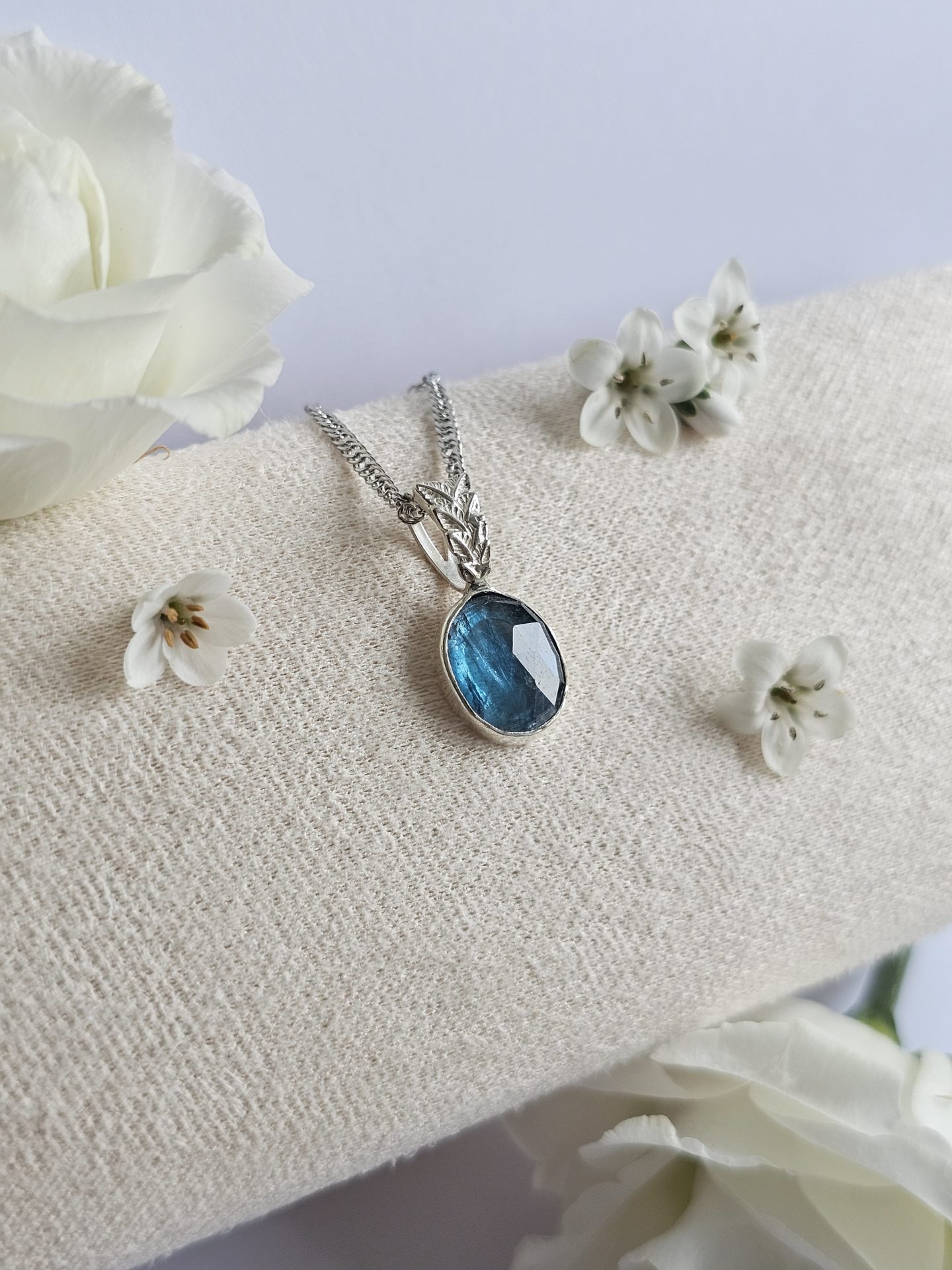 Pendentif Cyanite – Image 8