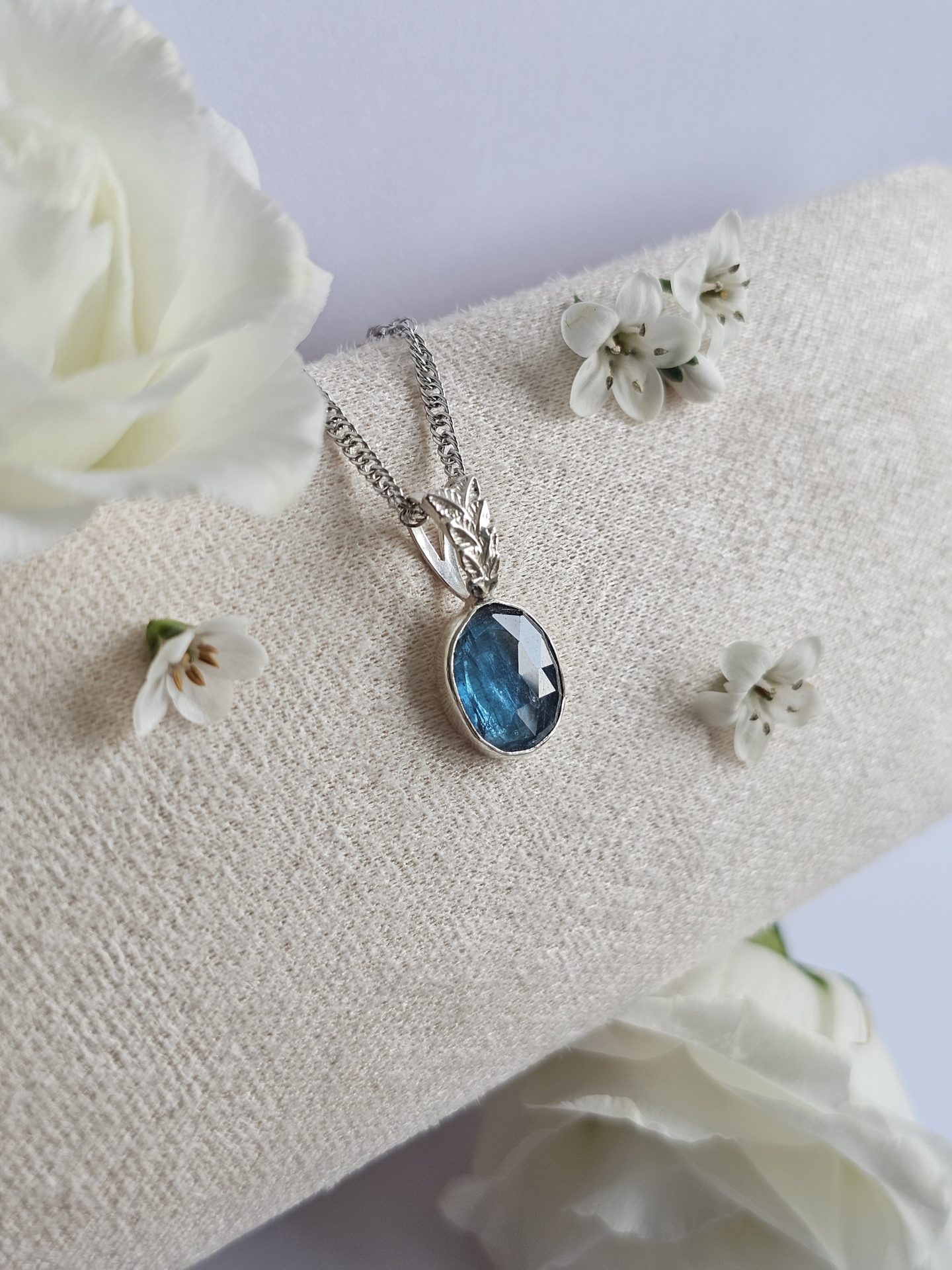 Pendentif Cyanite – Image 7